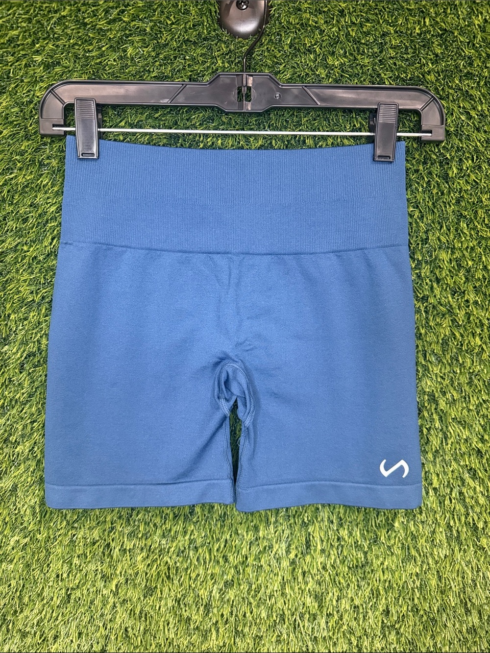 TLF Cosmic Seamless Scrunch Butt Shorts in Ultra Moon Small
